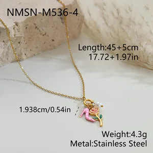 Detailansicht der Halskette mit Blumen- und High-Heel-Anhängern und Maßen