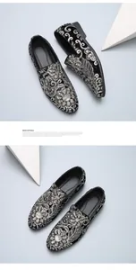 Detailansicht stilvoller Herren-Slipper mit aufwendigen floralen Paillettenmustern