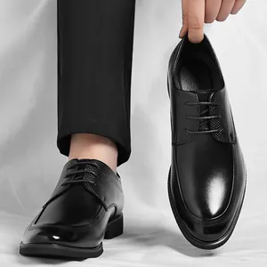 Men's Business Formal Leather Shoes Lace Up Pointed Toe Office Dress Shoes Gradient Color Stitched Men's Formal Shoes