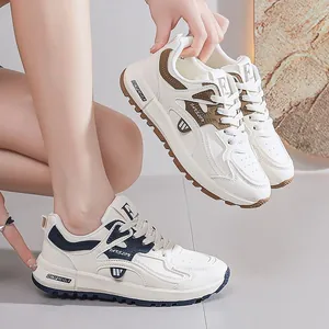 Modische atmungsaktive Damen-Plateau-Sneaker mit bequemer dicker Sohle Modell 2025
