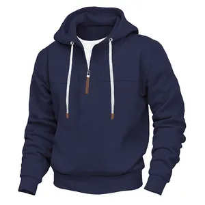 Sudadera con capucha de felpa azul marino pesada con cordones blancos y detalle de cremallera.
