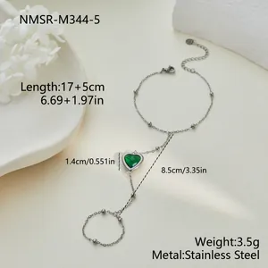 Dimensioni dettagliate per bracciale ad anello cuore smeraldo in acciaio inox