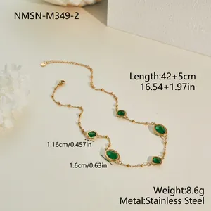 Detailansicht einer Smaragd-Edelstahlkette mit Längen- und Gewichtsangaben für Damen.