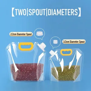 Sacchetti trasparenti con beccuccio per alimenti con due dimensioni di apertura.