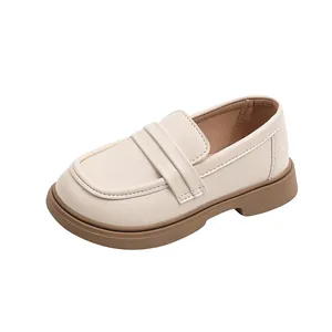 Mocassins classiques crème pour filles avec semelle marron épaisse, style JK sans lacets