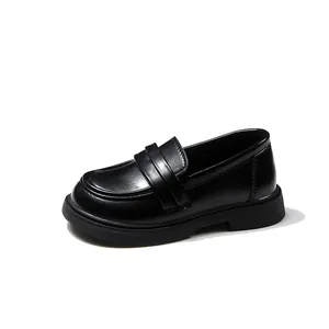 Mocassins noirs classiques style JK pour filles avec semelle souple élégante