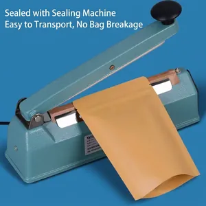 Bolsa de papel kraft para alimentos sellada con una termoselladora de impulsos manual