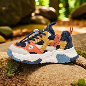 Breathable colorful kids sports sneakers with piggy buckle for outdoor activities