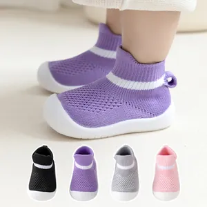Scarpe da camminata per neonati leggere e traspiranti con suola morbida in vari colori moda