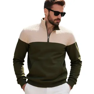 Felpa pesante da uomo con mezza zip bicolore verde oliva e design trapuntato beige chiaro