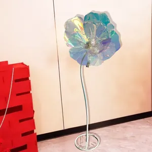 Grande scultura floreale decorativa laser iridescente con stelo curvo per eventi speciali