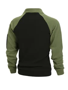 Rückansicht eines zweifarbigen Fleece-Pullovers für Herren in Grün und Schwarz