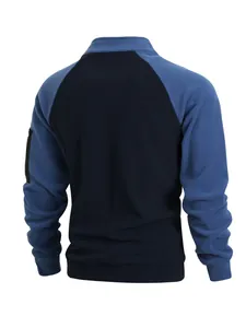 Detailansicht der Rückseite des marineblauen Fleece-Pullovers für Herren mit Raglanärmeln