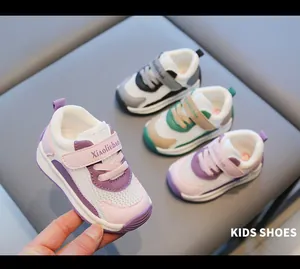 Atmungsaktive Mesh-Lauflernschuhe für Kleinkinder mit praktischem Klettverschluss