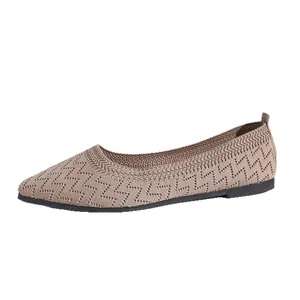 Chaussures plates en maille beige à bout pointu pour femmes avec motif zigzag chic