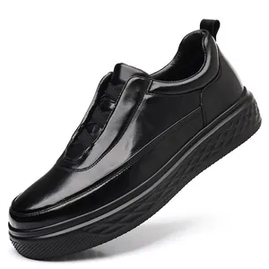Κομψά ανδρικά μαύρα δερμάτινα sneakers slip-on για στυλάτη καθημερινή εμφάνιση