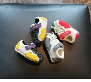 Detailansicht atmungsaktive und rutschfeste Kleinkind-Sneaker mit sehr weichen Sohlen