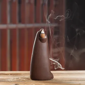 Minimalistische keramische backflow wierookbrander voor meditatie en aromatherapie