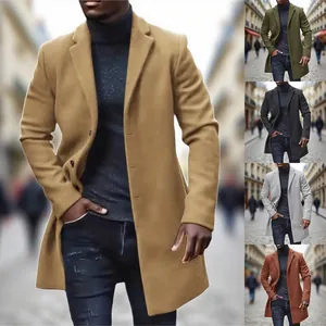Klassieke middellange wollen herenjas verkrijgbaar in vijf effen kleuren voor de winter.