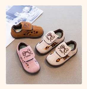 Colección de zapatillas de leopardo para niños en rosa, beige y marrón