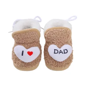 Warme fleecegefütterte Winter-Babyschuhe mit weißer I Love Dad Herz-Stickerei-Detail