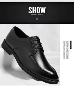 Gros plan sur chaussure de ville en cuir noir avec empiècement texturé et lacets élégants