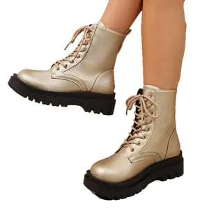 Botas Martin con plataforma en oro champán con cordones y punta redonda para mujer