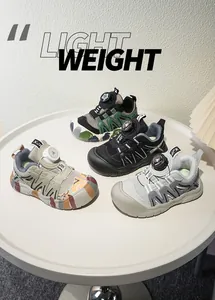 Leichte, atmungsaktive Mesh-Sportschuhe für Kinder mit Drehverschluss-Schnürsystem