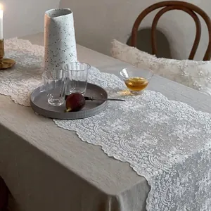 Elegante camino de mesa de encaje blanco con bordado 3D para decoración francesa