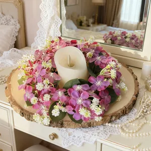 Elegante ghirlanda di fiori selvatici portacandela per decorazioni casa e matrimoni