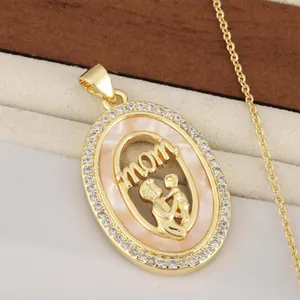 Collana con ciondolo festa della mamma placcata oro con incisione MOM e zirconi