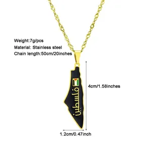 Detail van gouden Palestina kaart hanger ketting met roestvrijstalen afmetingen.