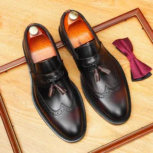 Men's British Style Tassel Loafers Top Grain Cowhide Brogue Dress Shoes Casual Business Round Toe Slip-On Retro Leather Shoes