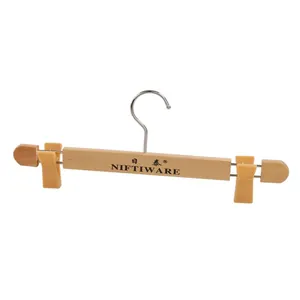Professioneller Hosenbügel aus Massivholz mit verstellbaren Clips für Bekleidungsgeschäfte
