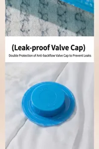 Vue détaillée du bouchon bleu de la valve d'air étanche d'un sac de rangement sous vide
