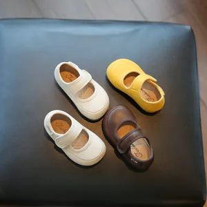 Komfortable Baby Mädchen Mary Jane Lauflernschuhe mit weicher Sohle in Weiß und Gelb