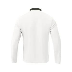 Vue arrière d'un polo blanc à manches longues pour hommes en maille côtelée texturée.
