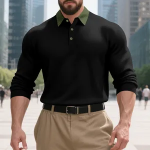 Polo de manga larga para hombre en punto acanalado con cuello en contraste verde.