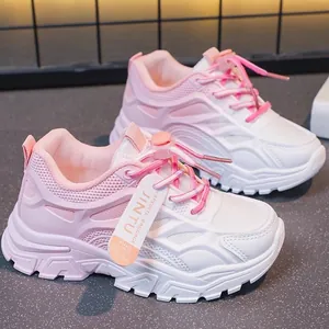 Elegantes zapatillas chunky para niña en degradado rosa y blanco con malla transpirable