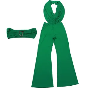 Vibrant grüner Neckholder-Jumpsuit mit tiefem V-Ausschnitt und passendem Bandeau-Top Set