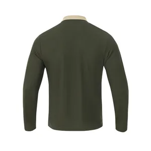 Vue arrière d'un polo à manches longues vert foncé pour homme avec col côtelé beige