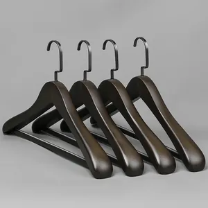 Premium set of 4 dark brown beech wood wide shoulder hangers for suits and shirts with non-slip bar