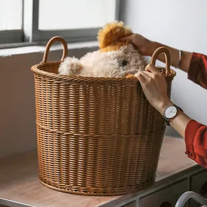 Grand panier à linge tressé marron pour vêtements et jouets avec deux poignées