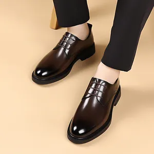 Classic brown leather Derby shoes for men featuring thick soles and formal lace-up closure