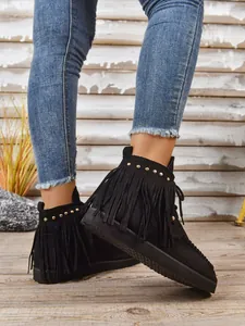 Modieuze zwarte enkellaarzen met franjes in westernstijl met metalen studs dames.