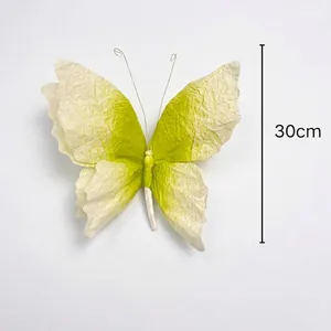 Grande décoration de papillon en papier 3D dégradé jaune-vert, hauteur 30cm et poids 35g