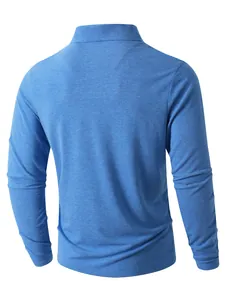 Vista posteriore di una polo da uomo blu mélange a maniche lunghe in stile casual
