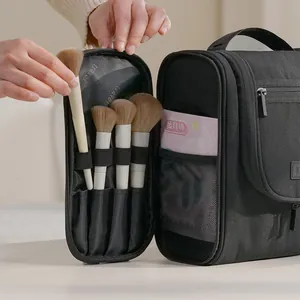 Große Hänge-Kulturtasche für Reisen mit Doppelöffnung und Fächern für Make-up-Pinsel