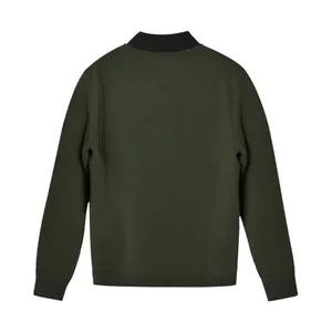 Rückansicht eines olivgrünen Herren-Sport-Sweatshirts mit schwarzem Stehkragen und Bündchen.