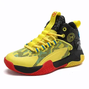 Chaussures de basket pour enfants jaune et noir avec maille respirante et semelle robuste.